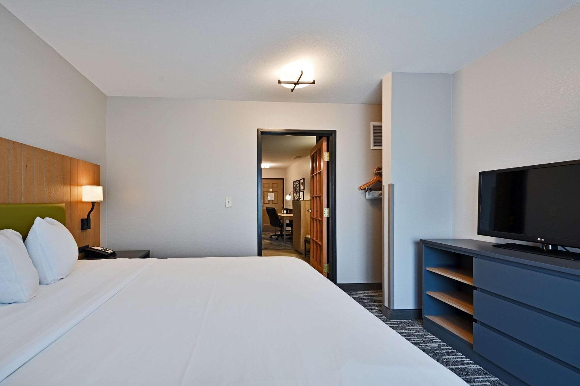 Country Inn & Suites By Radisson, Bloomington-Normal Airport, Il Εξωτερικό φωτογραφία