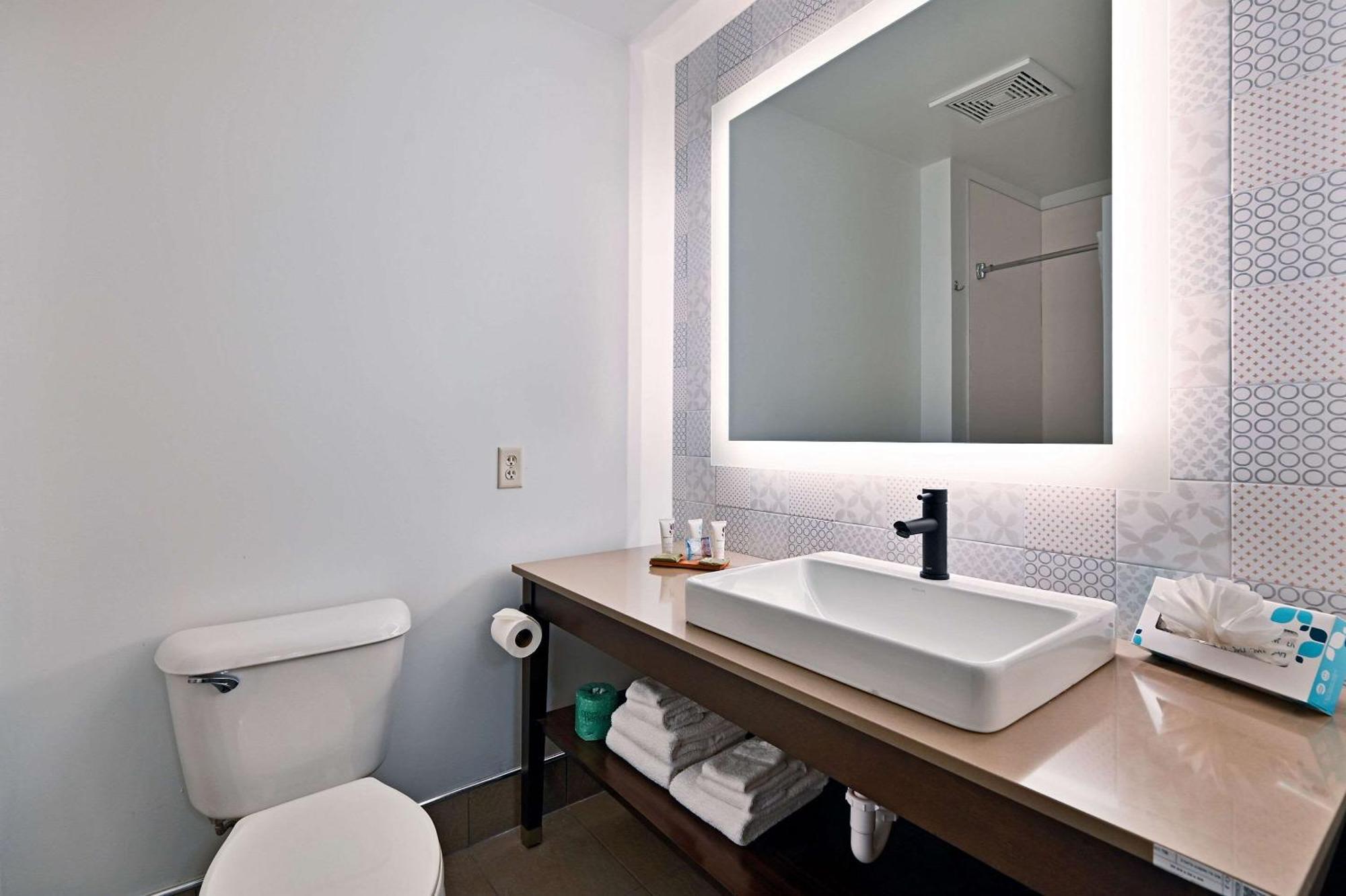 Country Inn & Suites By Radisson, Bloomington-Normal Airport, Il Εξωτερικό φωτογραφία