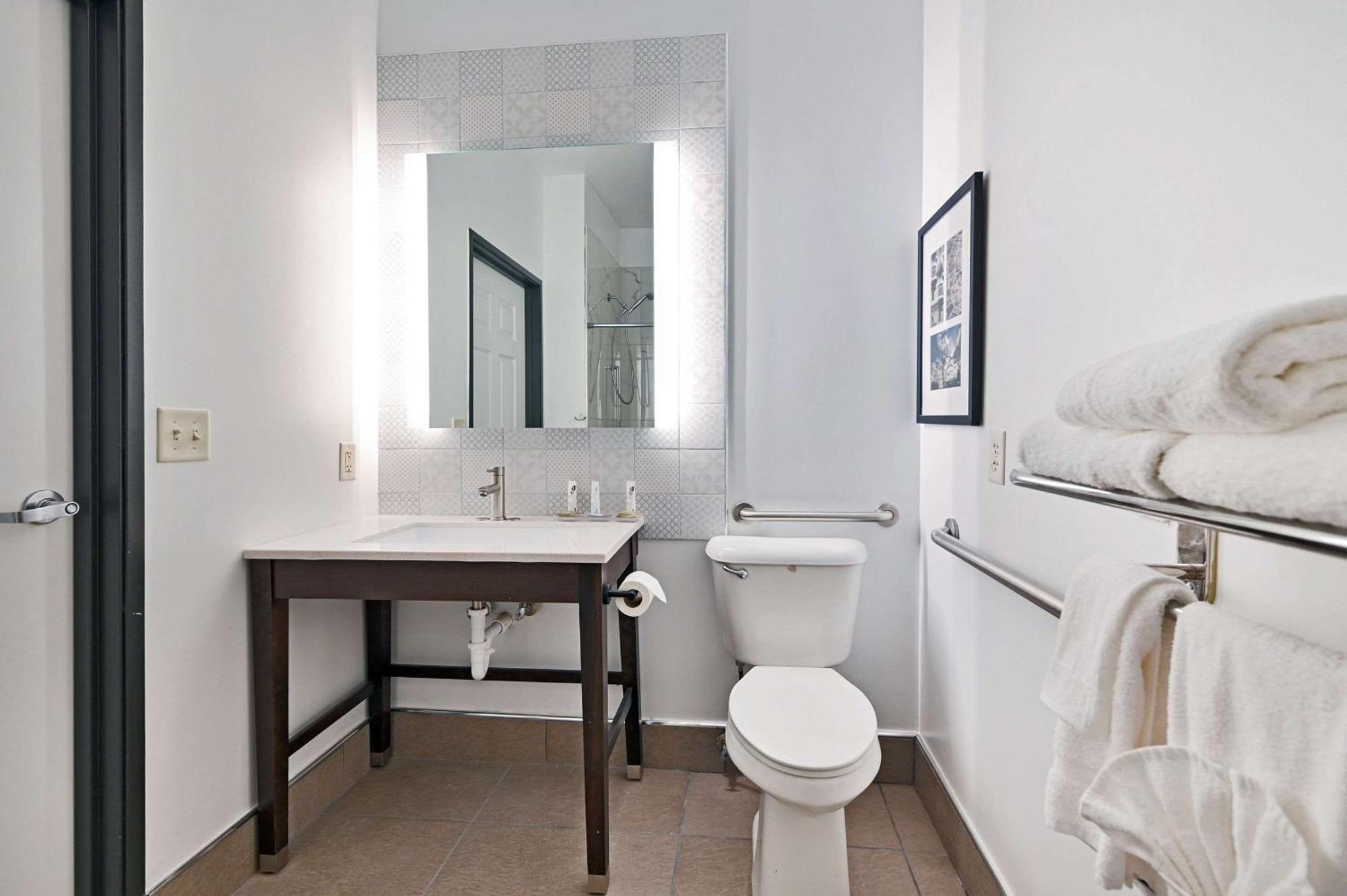 Country Inn & Suites By Radisson, Bloomington-Normal Airport, Il Εξωτερικό φωτογραφία