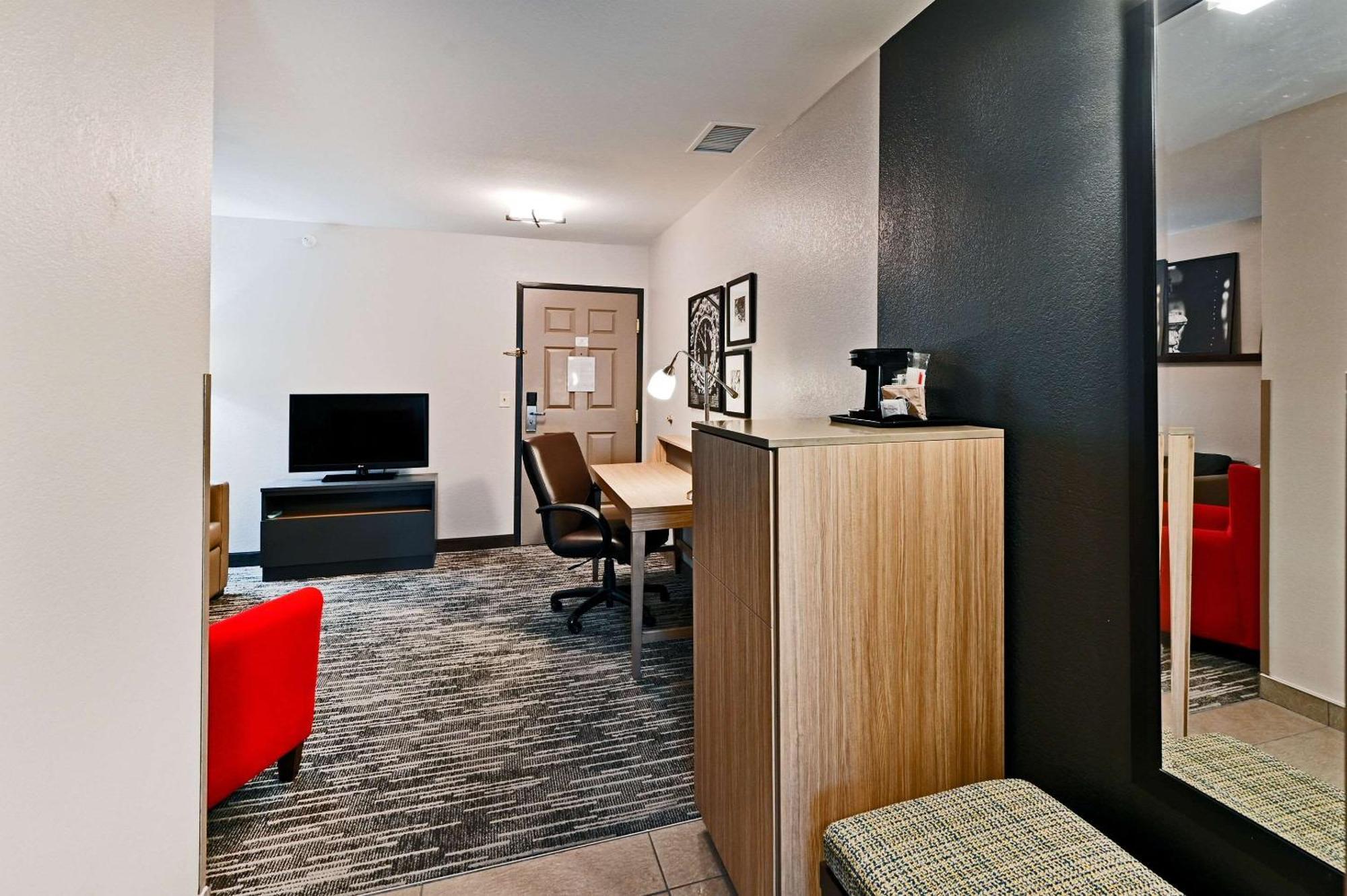 Country Inn & Suites By Radisson, Bloomington-Normal Airport, Il Εξωτερικό φωτογραφία